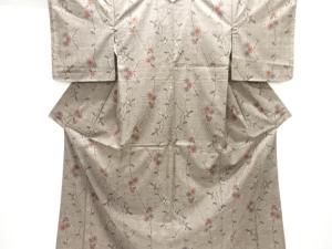 未使用品　仕立て上がり　枝花模様織り出し本場泥大島紬着物(5マルキ)